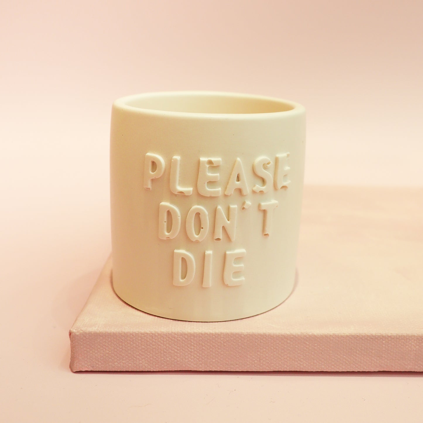Posoda za rastline "Please don't die - bela", M Design Home